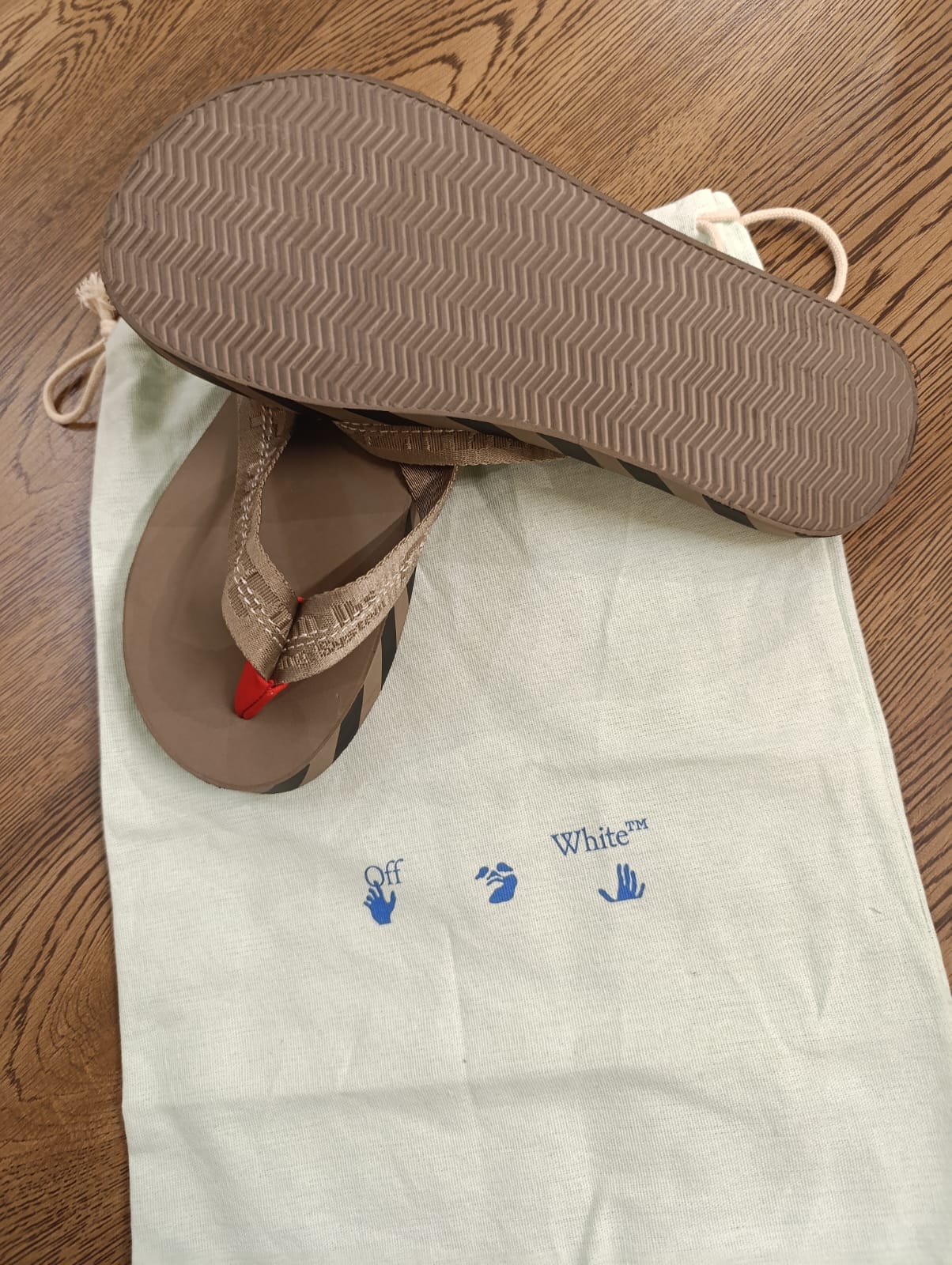 Gents flip flops