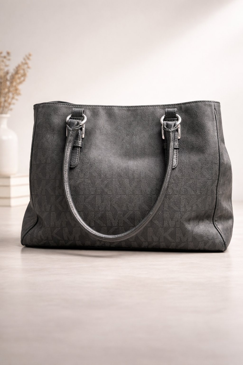 Michael Kors Signature Monogram Tote Bag – Black