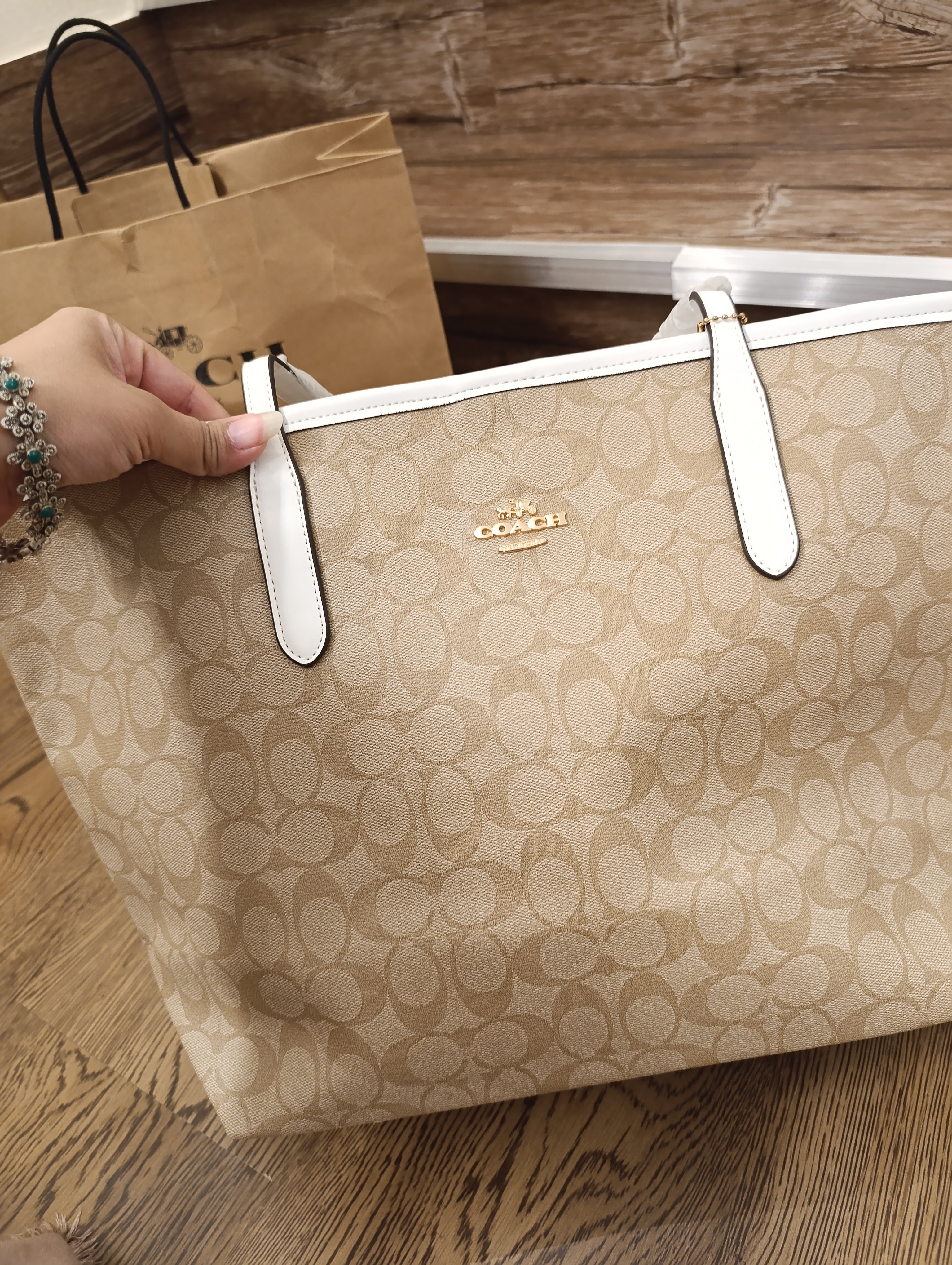 Coach signature tote