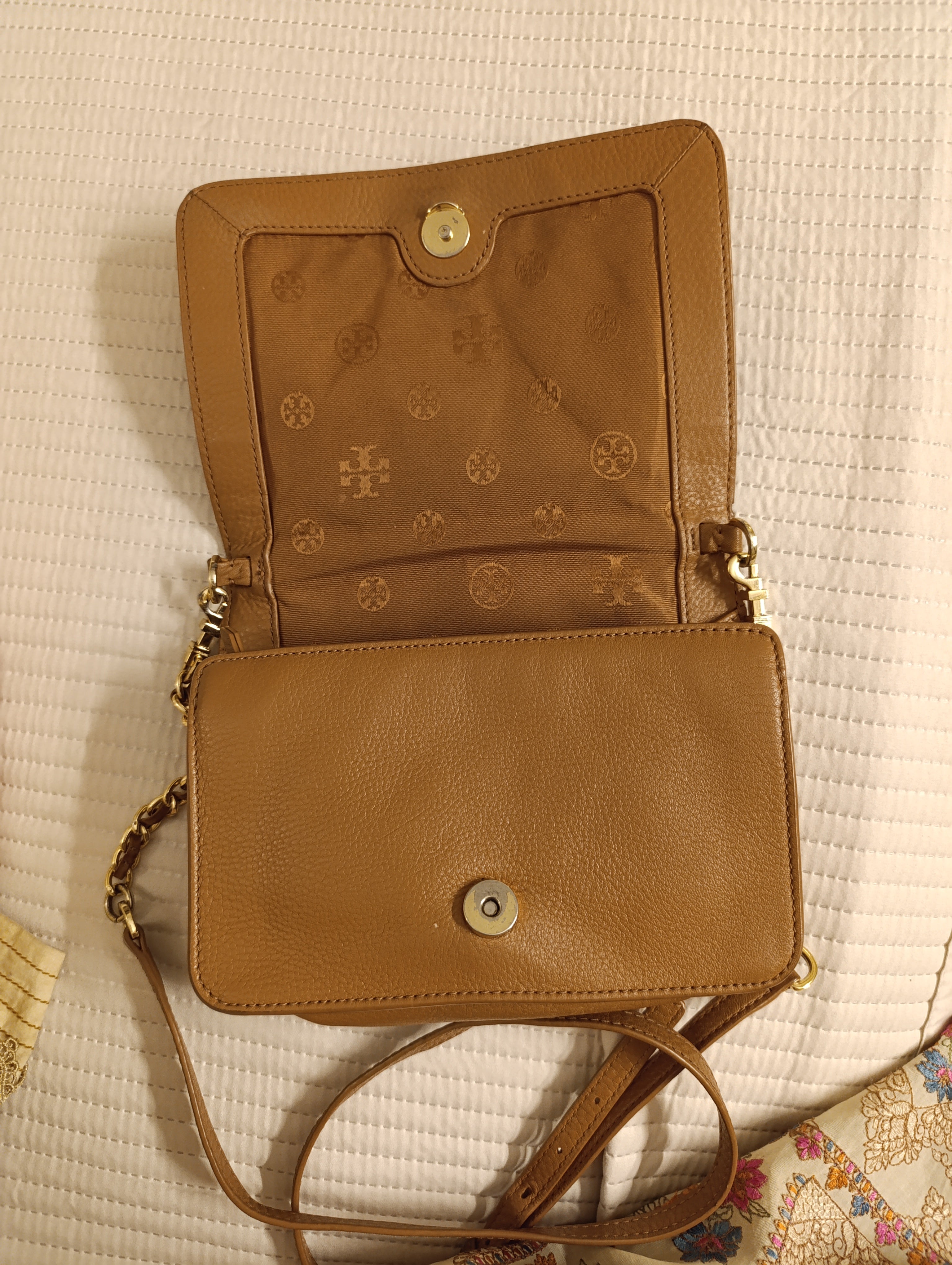 Tory burch