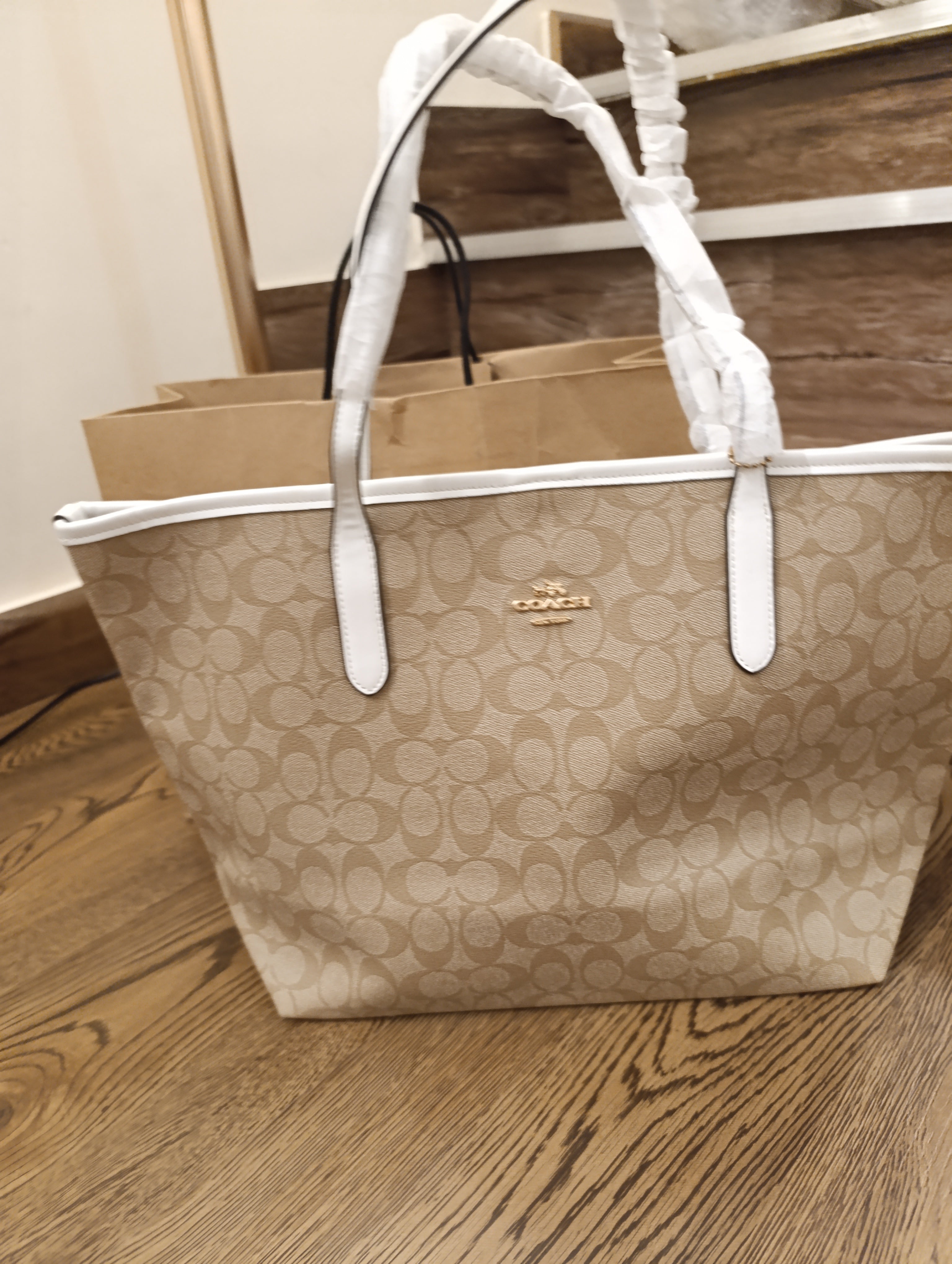 Coach signature tote